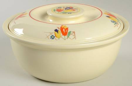 KK303 1.5 Qt Round Covered Casserole