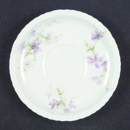 H1076 Saucer