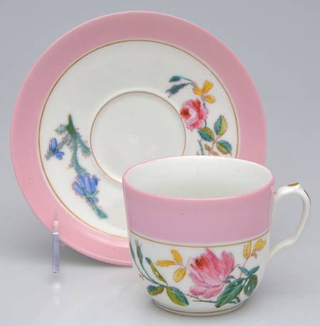 H1135 Flat Cup & Saucer Set