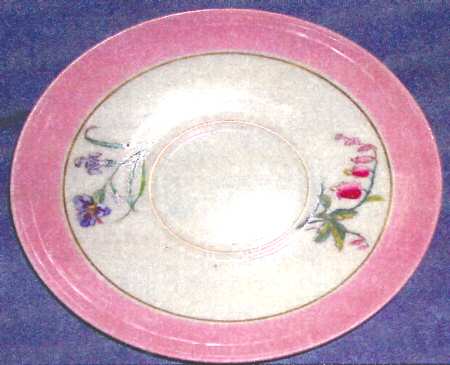 H1135 Saucer