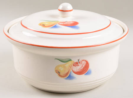 Red Apple I 1.5 Qt Round Covered Casserole