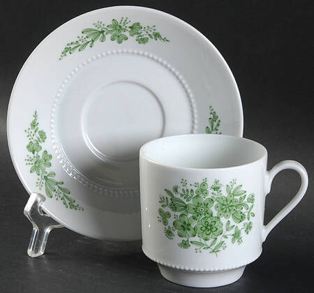 HUT774 Flat Cup & Saucer Set