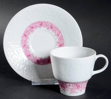 212 Flat Cup & Saucer Set