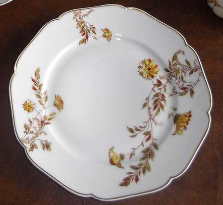 H1098 Dinner Plate