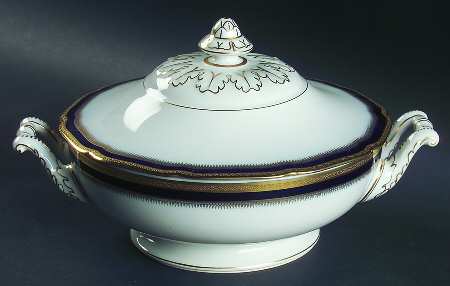 618655 Round Covered Vegetable