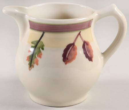Autumn's Edge 32 Oz Pitcher