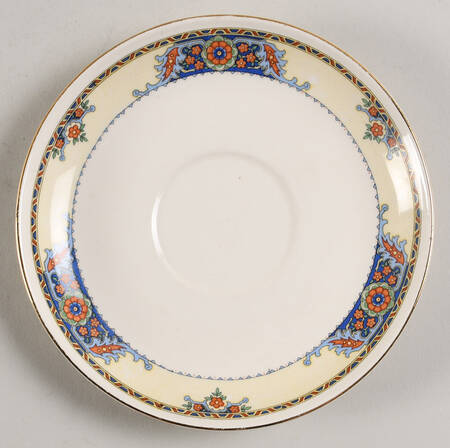 N1586 Saucer by Homer Laughlin 