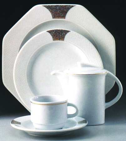Element Als Flache Schwarz Gold by Hutschenreuther