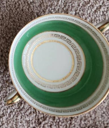 HCZ37 Footed Cup