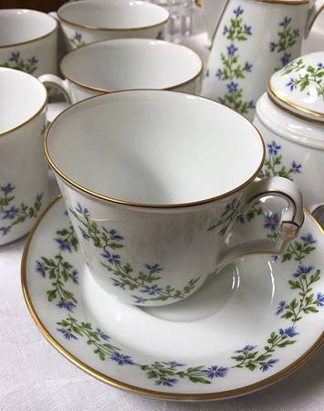Juno Flat Cup & Saucer Set