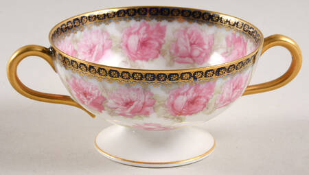 Schleiger 55-5 Footed Bouillon Cup