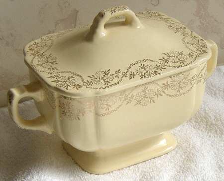 HLC1180 Sugar Bowl & Lid