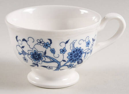 Seine Footed Cup