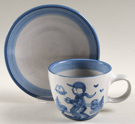 Skier Flat Cup & Saucer Set
