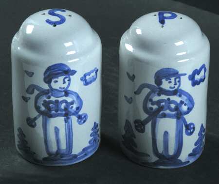 Skier Salt & Pepper Set