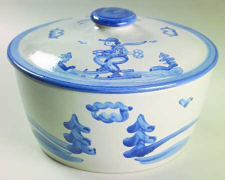 Skier Small Tureen/Baker