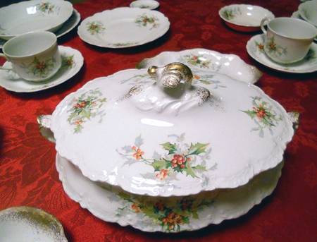 HLC1188 Round Covered Vegetable
