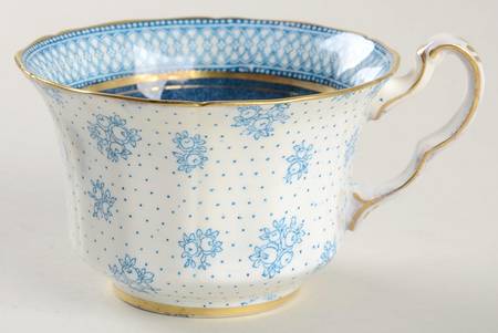 2897 Footed Cup