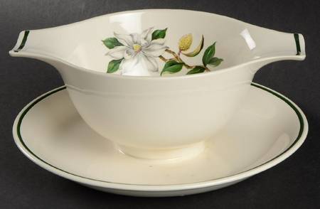 HLC1191 Gravy Boat with Attached Underplate