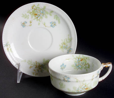 Schleiger 52a Flat Cup & Saucer Set