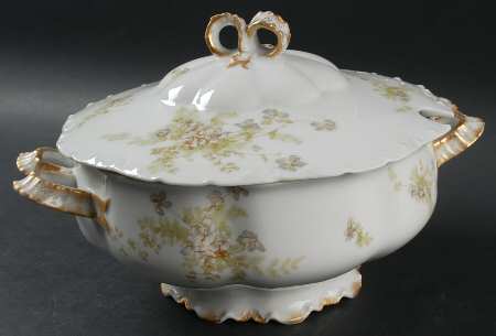 Schleiger 52n Tureen &  Lid