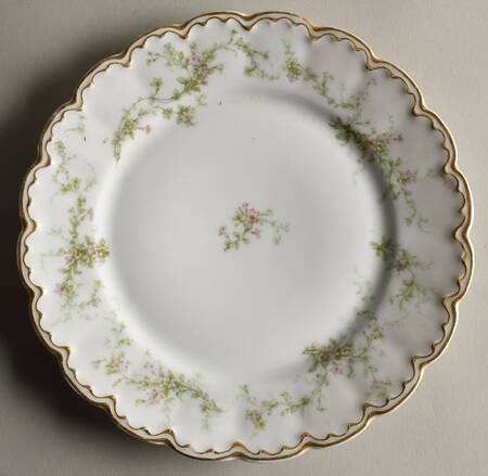 Schleiger 1024-1 Luncheon Plate
