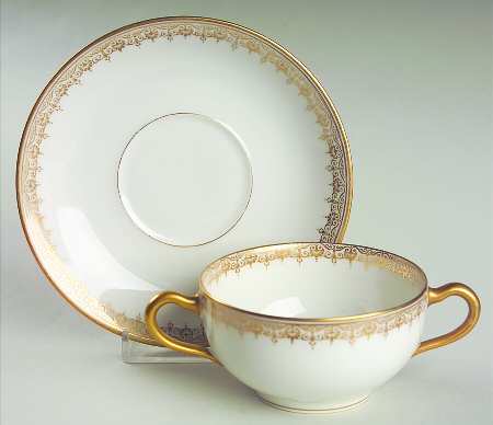H1311 Flat Bouillon Cup & Saucer