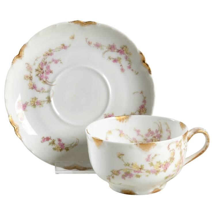 Schleiger 247a Flat Cup & Saucer Set