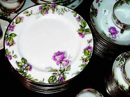 H1332 Dinner Plate