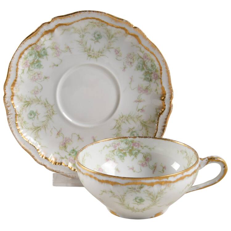 Schleiger 325 Flat Cup & Saucer Set