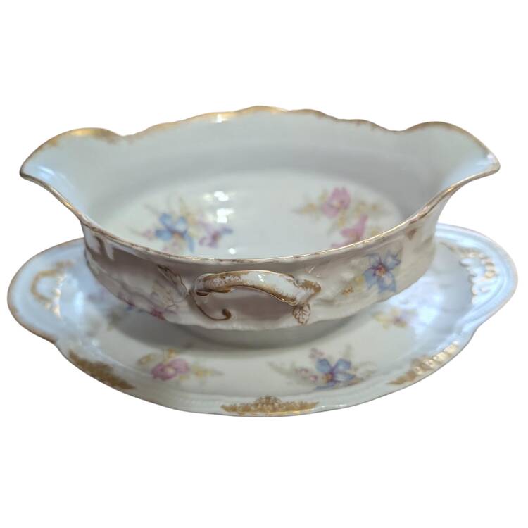 Schleiger 327b Gravy Boat & Underplate