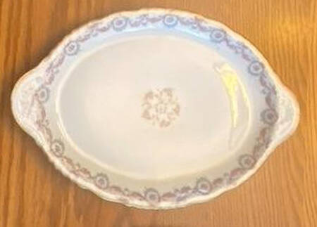 Schleiger 330c 12" Oval Serving Platter
