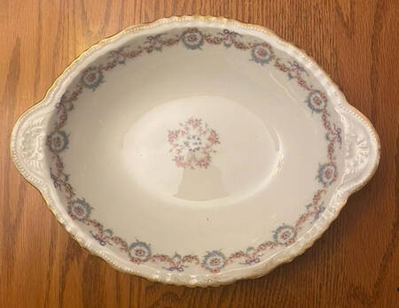 Schleiger 330c 10" Oval Vegetable Bowl
