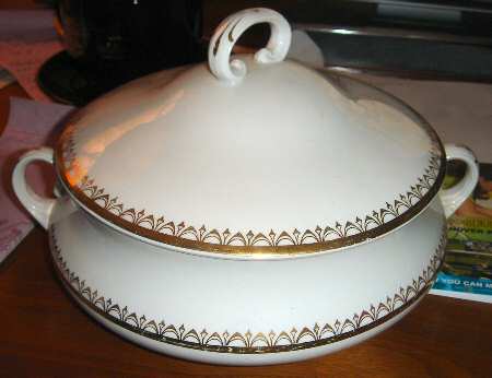 G1401 Round Covered Vegetable