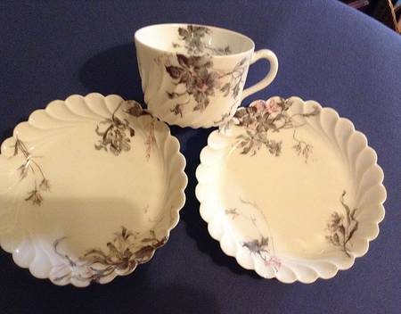 Schleiger 1152-5 Flat Cup & Saucer Set