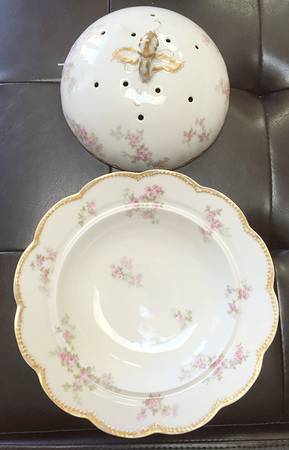 Schleiger 1131D Muffin Dish & Lid