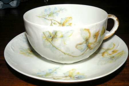 Schleiger 1234a Flat Cup & Saucer Set