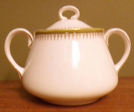 N552 Sugar Bowl & Lid