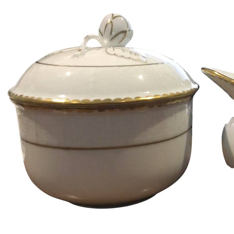 HER26 Sugar Bowl & Lid