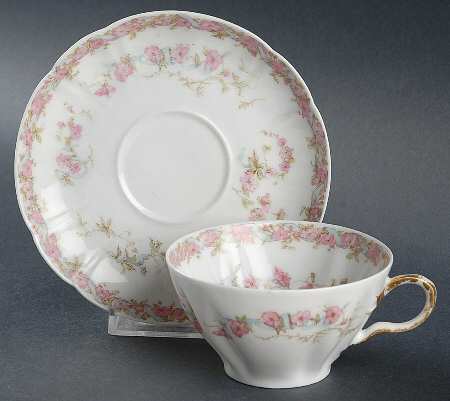 Schleiger 481h Flat Cup & Saucer Set