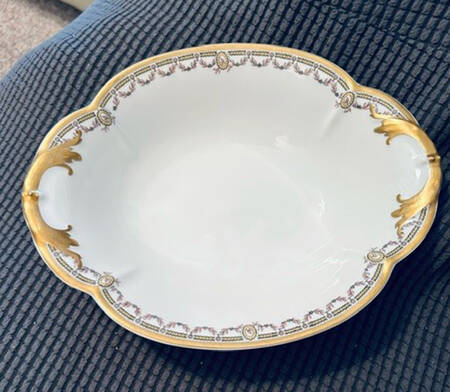 Schleiger 577b 9" Oval Vegetable Bowl