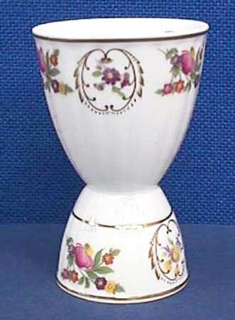 Dresden Sprays (Smooth) Double Egg Cup