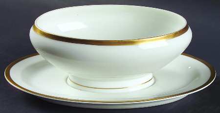 H1397 Gravy Boat w/Attached Underplate No Lid