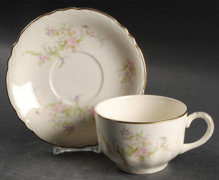 Calais Flat Cup & Saucer Set