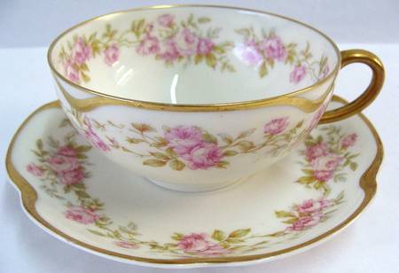 Schleiger 738a Flat Cup & Saucer Set