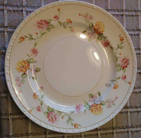 HLC1993 Dinner Plate