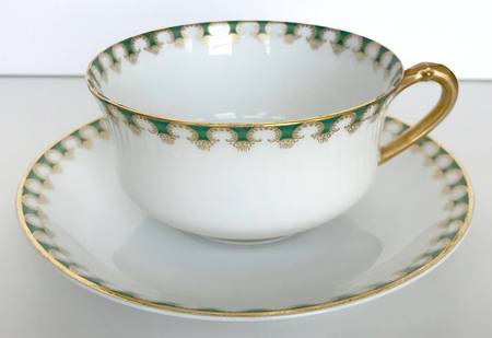 Schleiger 785 Flat Cup & Saucer Set