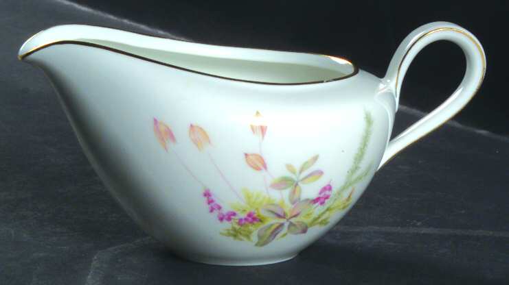 8427 Creamer