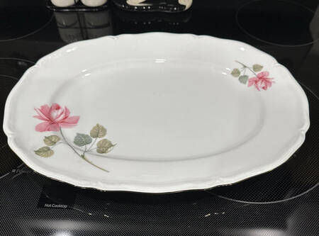 HUT897 14" Oval Serving Platter