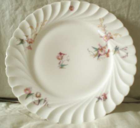 H1406 Luncheon Plate